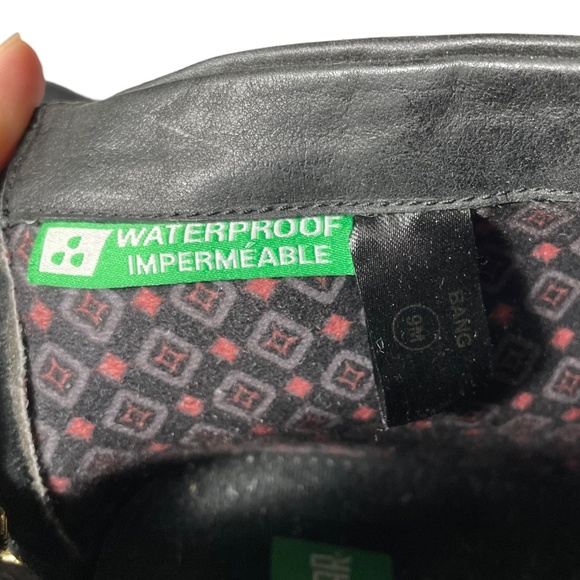 Cougar Leather Waterproof Boots 9 Bang Black Ankle Booties Wedge Lug Sole Round - Picture 3 of 12